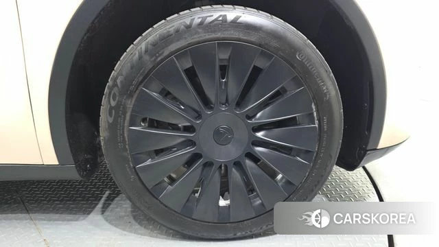 Tesla Model Y id 5040829 из Кореи 13