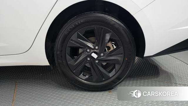 Hyundai Avante (CN7) id 5022321 из Кореи 13