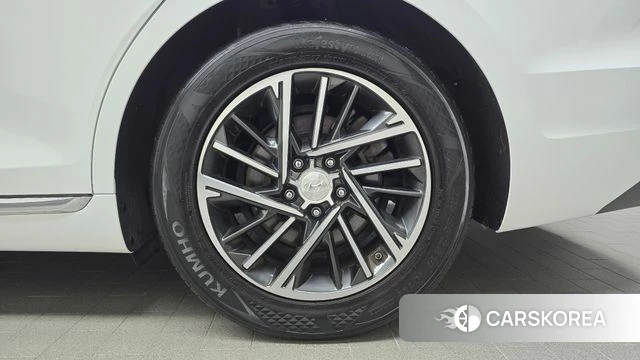 Hyundai The New Grandeur IG id 4997976 из Кореи 13