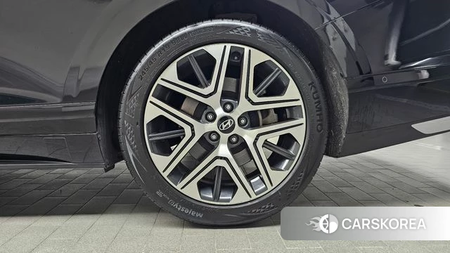 Hyundai Grandeur (GN7) id 5021753 из Кореи 13