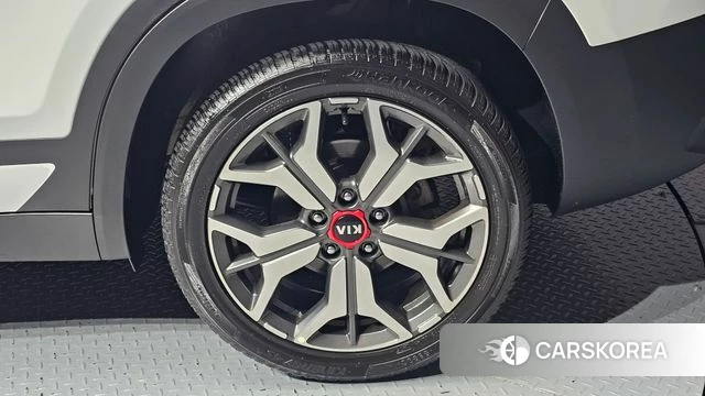 Kia Seltos id 4992388 из Кореи 13