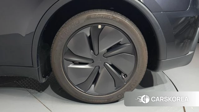 Tesla Model Y id 4916131 из Кореи 13