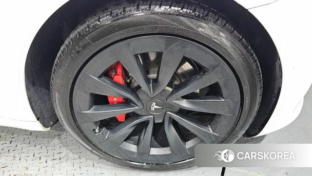 Tesla Model 3 id 4702647 из Кореи 13