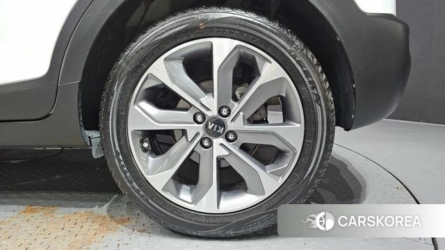 Kia Stonic id 5048308 из Кореи 13