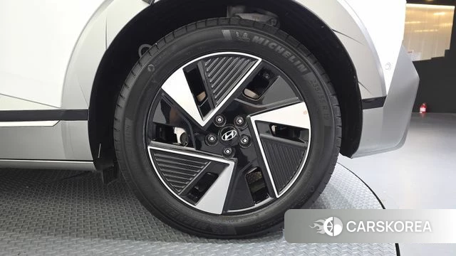 Hyundai The New Ionic 5 id 5015608 из Кореи 13