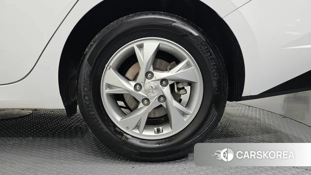 Hyundai Avante (CN7) id 4540905 из Кореи 13