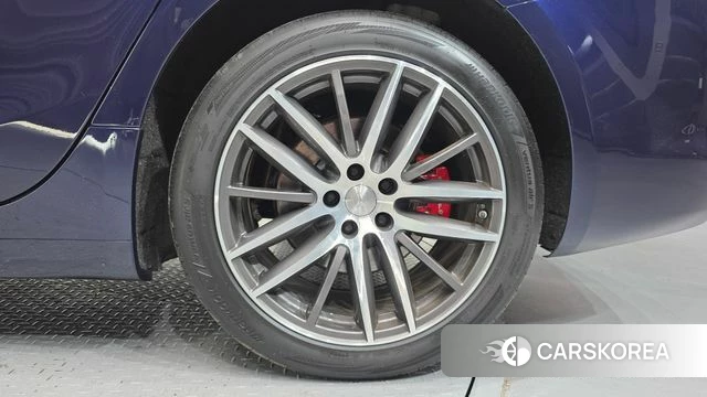 Maserati Ghibli id 4727212 из Кореи 13