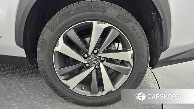 Lexus NX300h id 4633176 из Кореи 14