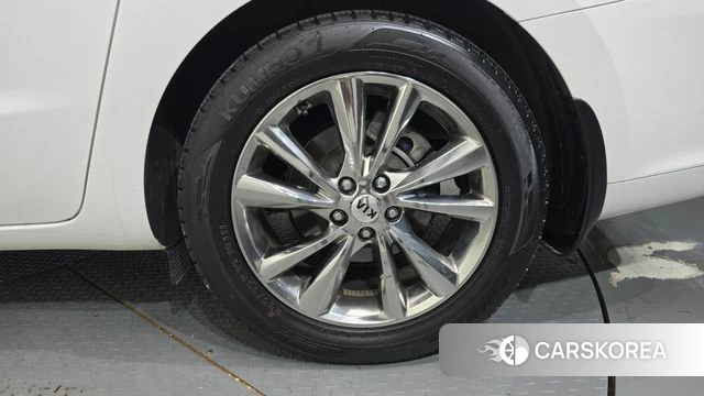 Kia The New Carnival id 5013454 из Кореи 13