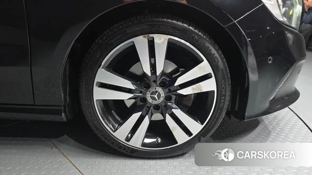 Mercedes-Benz A-Class W176 id 5054710 из Кореи 13