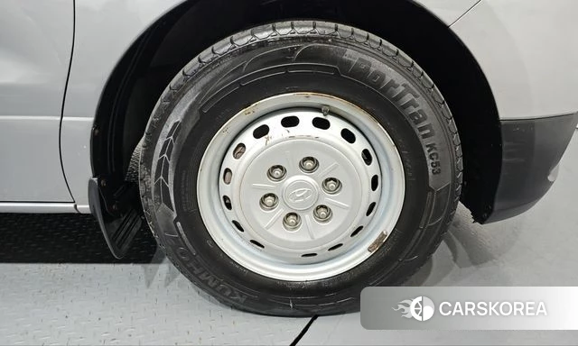 Hyundai The New Grand Starex id 5042281 из Кореи 13
