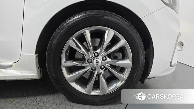 Kia The New Carnival id 5042070 из Кореи 13