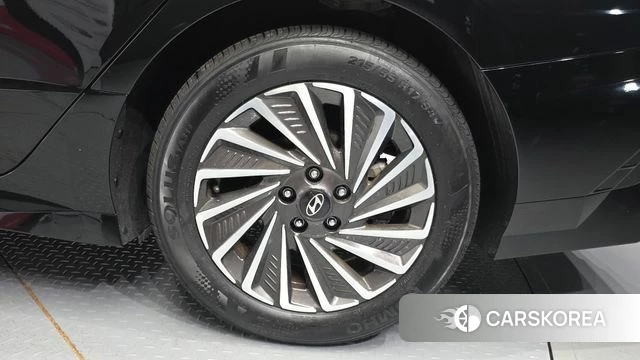 Hyundai Sonata D Edge Hybrid (DN8) id 4752932 из Кореи 13