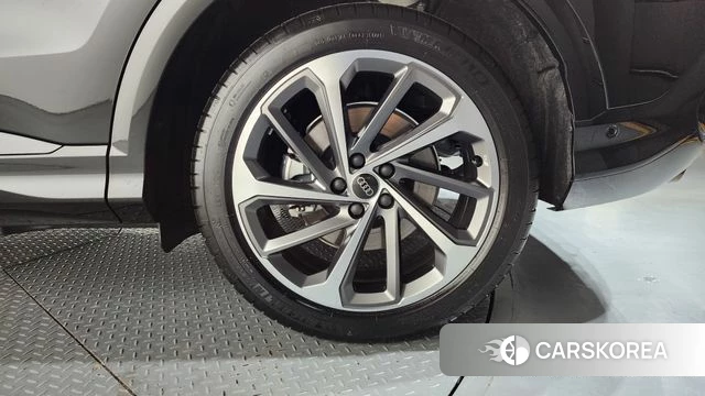 Audi Q5 (80A) id 4705887 из Кореи 13