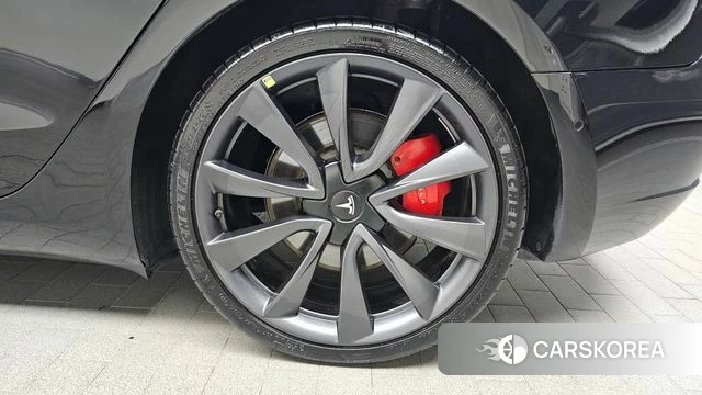 Tesla Model 3 id 4429572 из Кореи 13