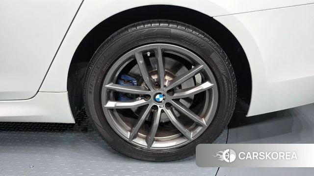 BMW 5 Series (G30) id 5014140 из Кореи 13
