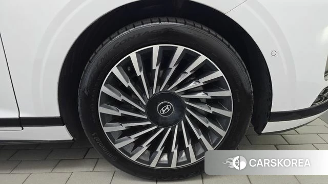 Hyundai Grandeur Hybrid (GN7) id 4778600 из Кореи 13