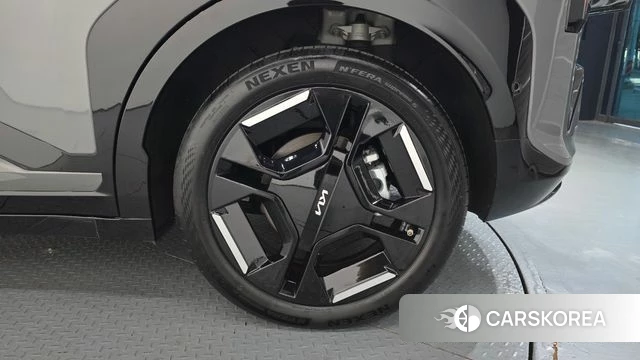 Kia EV3 id 4941015 из Кореи 13