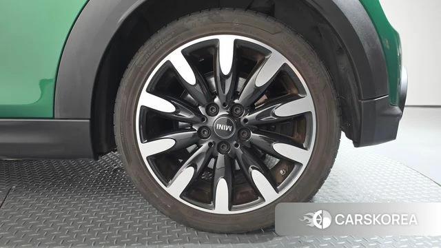Mini Cooper S id 5027993 из Кореи 13