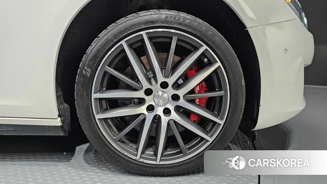 Maserati Ghibli id 4907005 из Кореи 13