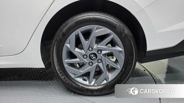 Hyundai The New Avante (CN7) id 4767236 из Кореи 13