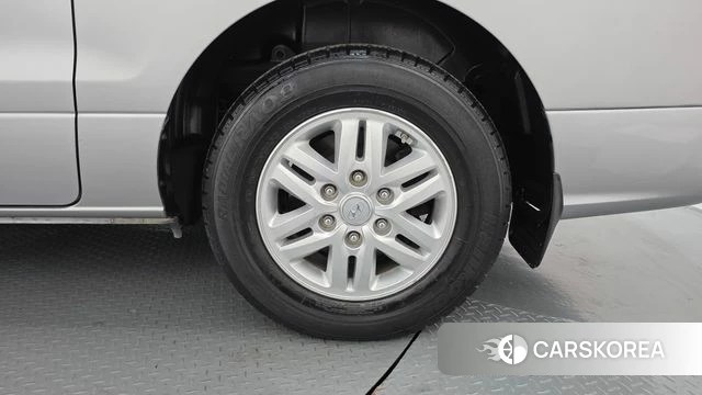 Hyundai The New Grand Starex id 5014049 из Кореи 13