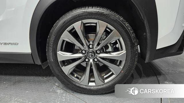Lexus UX250h id 5013331 из Кореи 13
