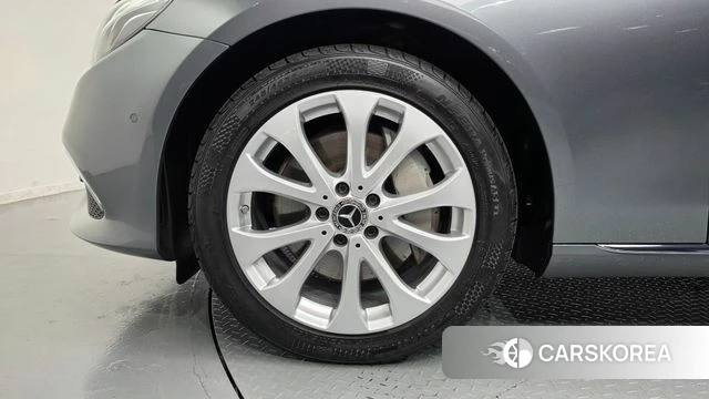 Mercedes-Benz E-Class W213 id 4998507 из Кореи 13