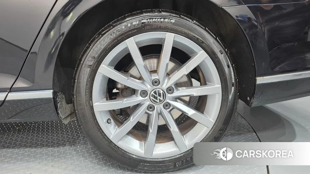 Volkswagen Passat GT (B8) id 4976210 из Кореи 13