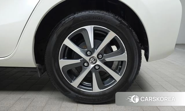 Toyota Prius C id 4993509 из Кореи 13