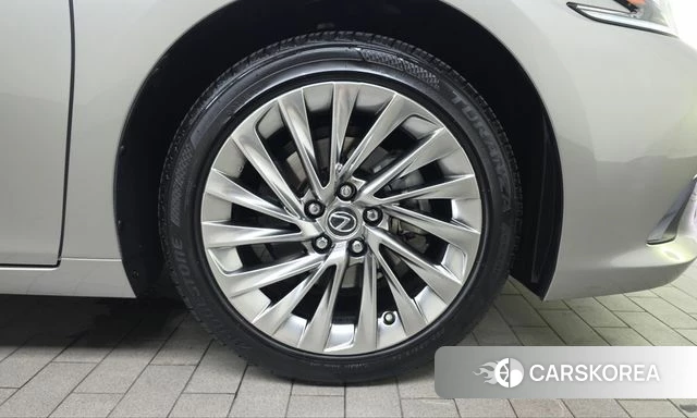 Lexus ES300h 7th generation id 4975821 из Кореи 13