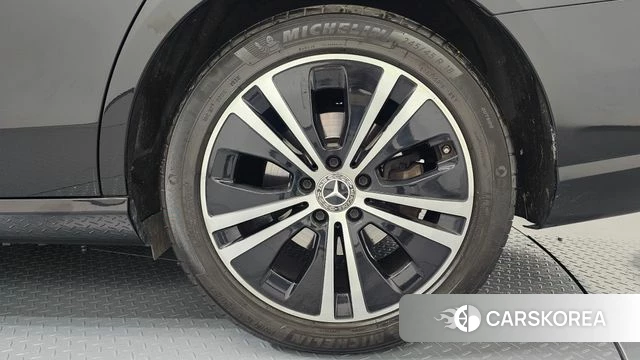 Mercedes-Benz E-Class W213 id 5028420 из Кореи 13