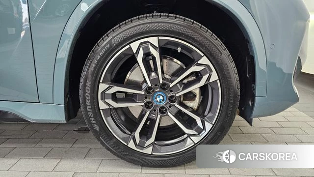 BMW iX1 (U11) id 4964818 из Кореи 13