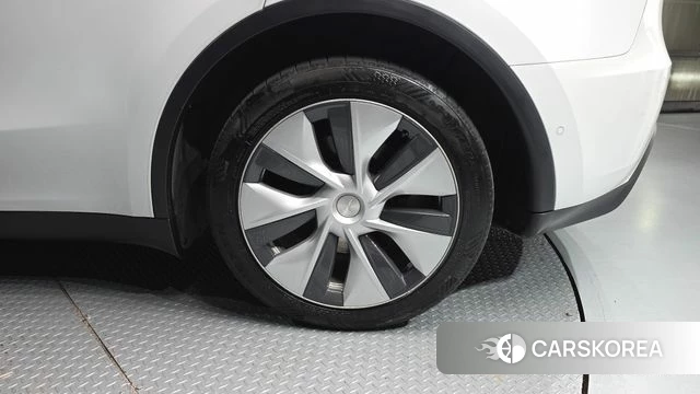 Tesla Model Y id 4965882 из Кореи 13