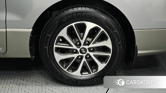 Hyundai The New Grand Starex id 4760130 из Кореи 13