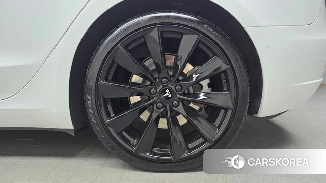 Tesla Model 3 id 4958791 из Кореи 13