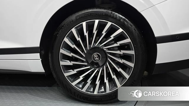 Hyundai Grandeur (GN7) id 4782838 из Кореи 13