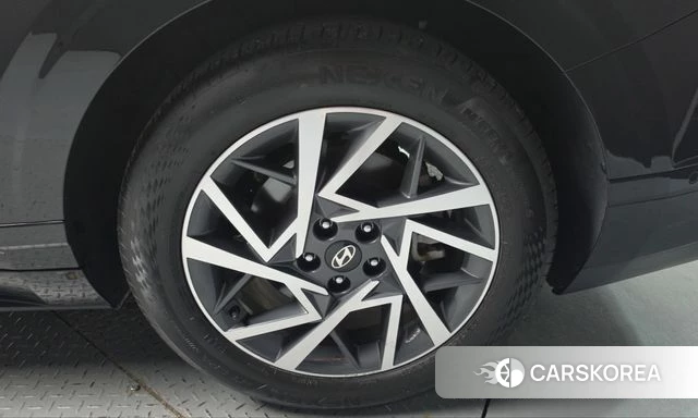 Hyundai Grandeur (GN7) id 5027221 из Кореи 13