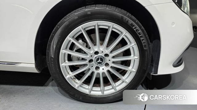 Mercedes-Benz E-Class W213 id 4917741 из Кореи 13