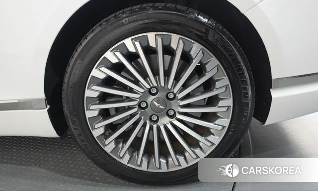 Genesis Electrified G80 (RG3) id 4992107 из Кореи 13