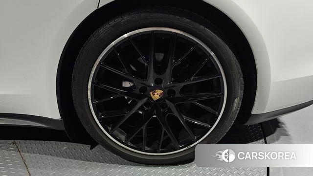 Porsche Panamera (971) id 4952940 из Кореи 13