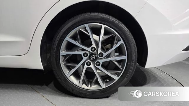 Hyundai The New Avante AD id 5018778 из Кореи 13
