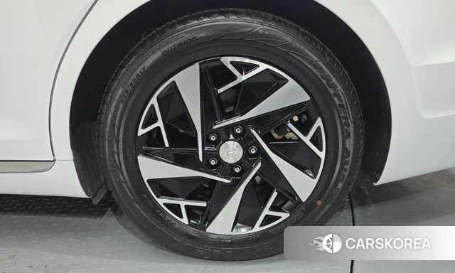 Hyundai The New Grandeur IG Hybrid id 4951407 из Кореи 13