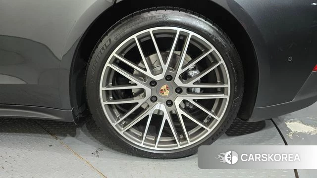 Porsche Panamera (976) id 4916644 из Кореи 13