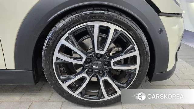 Mini Cooper S Convertible id 4899468 из Кореи 13