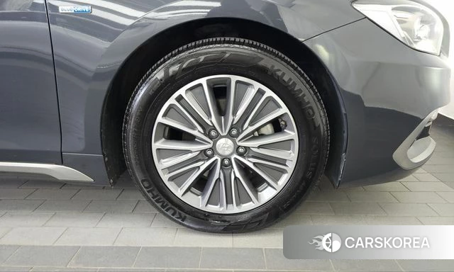 Hyundai Grandeur IG Hybrid id 4998638 из Кореи 13