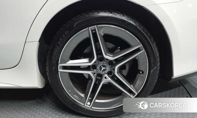 Mercedes-Benz CLS-Class C257 id 5016479 из Кореи 13