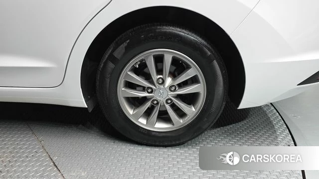 Hyundai The New Avante AD id 4998670 из Кореи 13