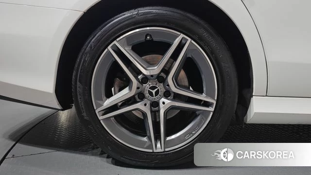 Mercedes-Benz E-Class W213 id 4950939 из Кореи 13
