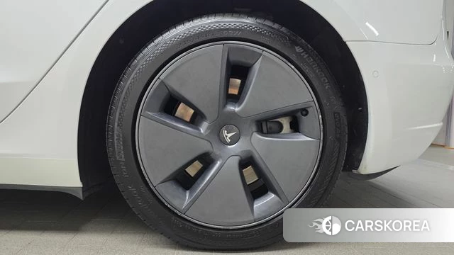 Tesla Model 3 id 4784508 из Кореи 13
